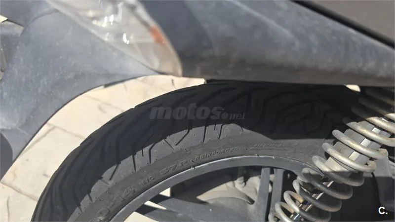 Honda PCX 125 – Vista 3