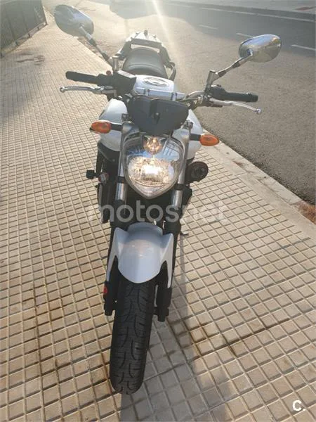 Yamaha FZ6 S2 – Vista 2