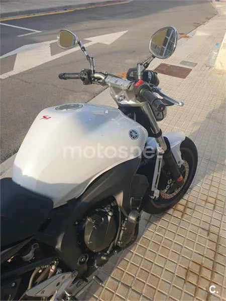Yamaha FZ6 S2 – Vista 6