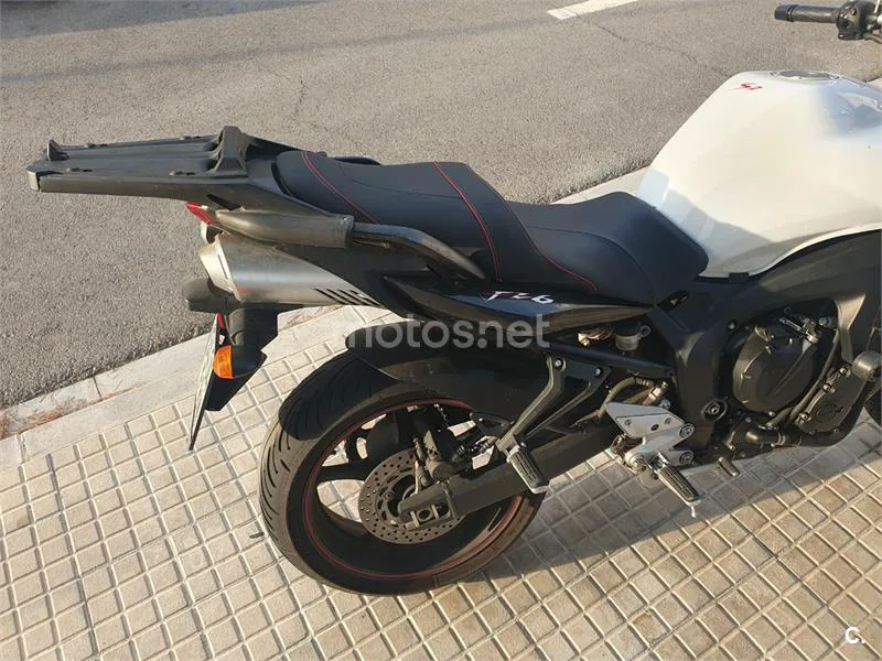 Yamaha FZ6 S2 – Vista 7