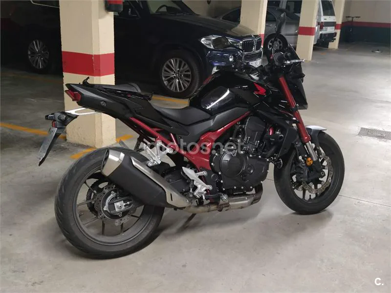 Honda CB 750 Hornet – Vista 3