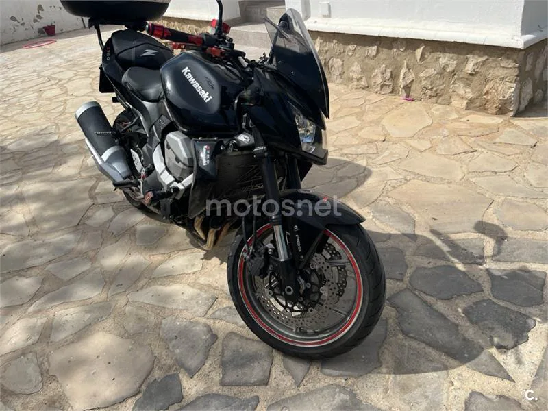 Kawasaki Z750 – Vista 3