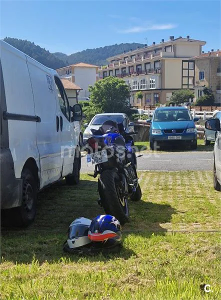 Yamaha R7 – Vista 5