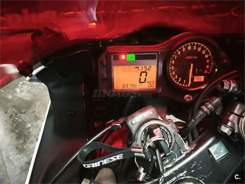 Honda CBR 600 F – Vista 4