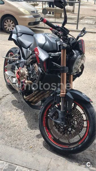 Honda CB 650 R – Vista 3