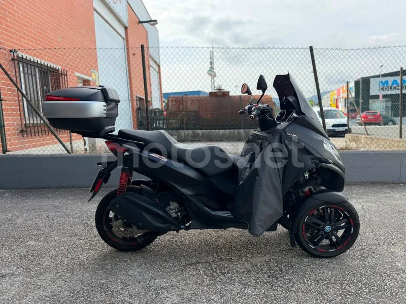Piaggio MP3 - Vista 9