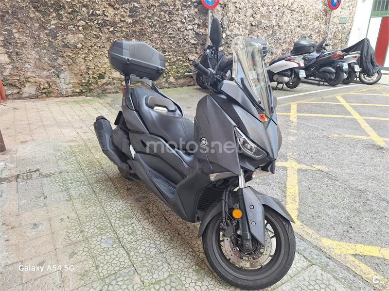 Yamaha XMAX 400 – Vista 3