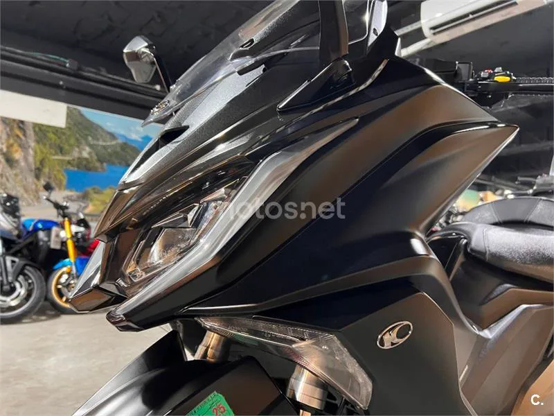 Kymco AK 550 – Vista 71
