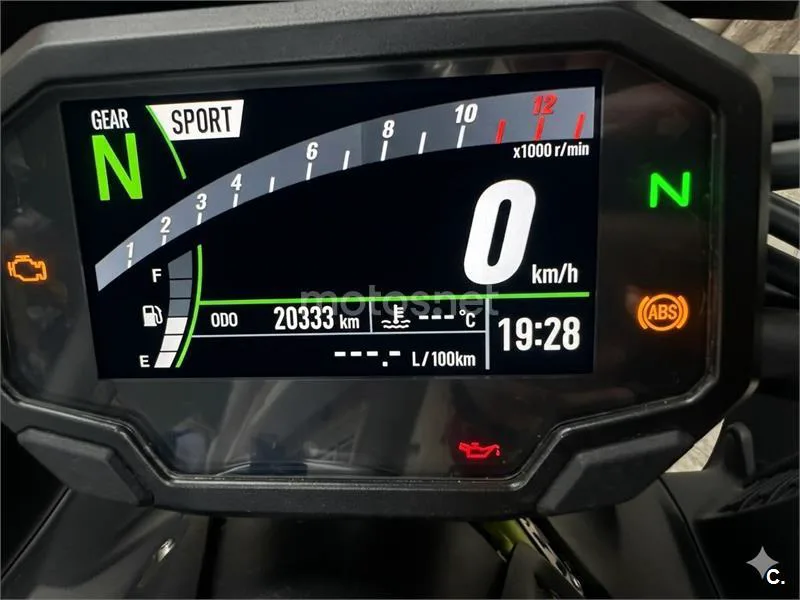 Kawasaki Z900 – Vista 4