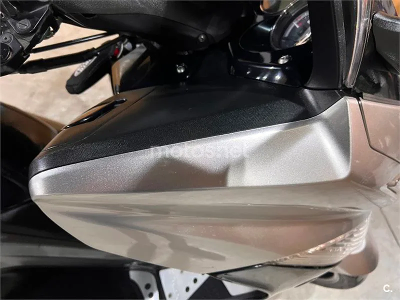 Yamaha TMAX 500 - Vista 39