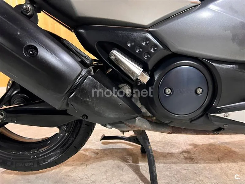 Yamaha TMAX 500 - Vista 45