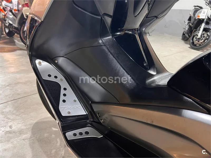 Yamaha TMAX 500 - Vista 64