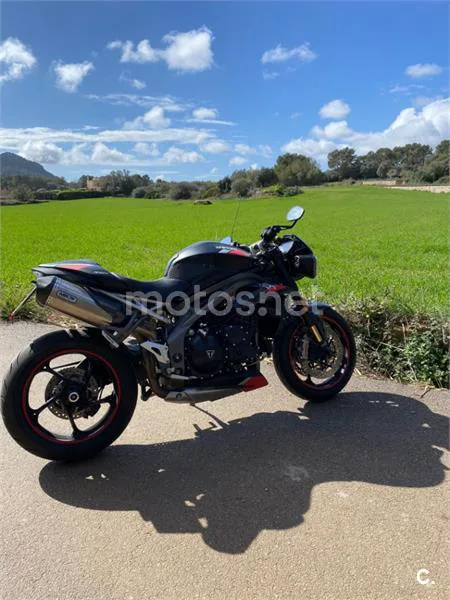 Triumph Speed Triple - Vista 4