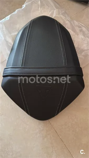 Triumph Speed Triple - Vista 7