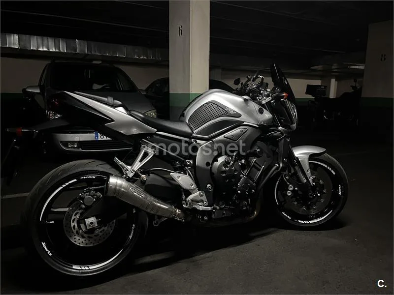Yamaha FZ1 - Vista 3
