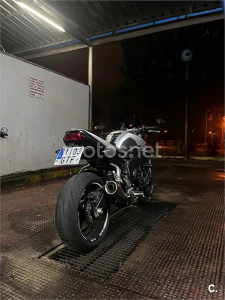 Yamaha FZ1 - Vista 4