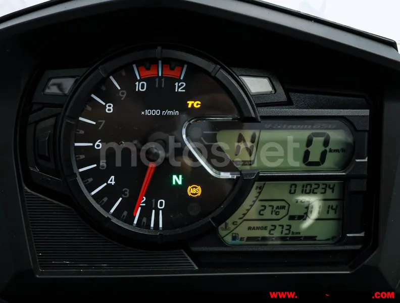 Suzuki V-Strom 650 XT – Vista 6
