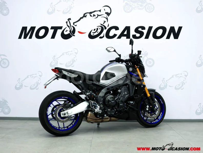Yamaha MT-09 – Vista 3