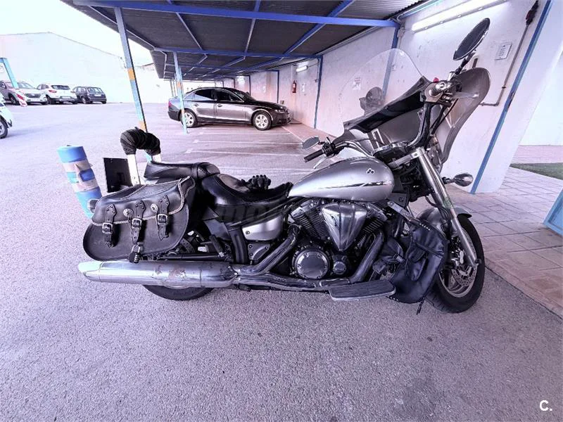 Yamaha XVS 1300A Midnight Star – Vista 2