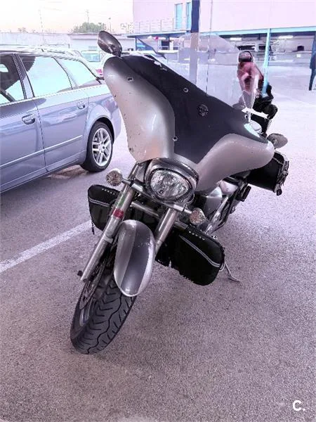 Yamaha XVS 1300A Midnight Star – Vista 3