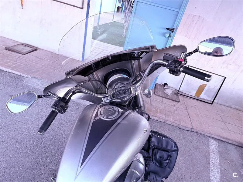 Yamaha XVS 1300A Midnight Star – Vista 5
