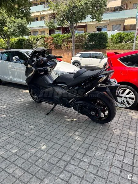 Yamaha TMAX 530 – Vista 3