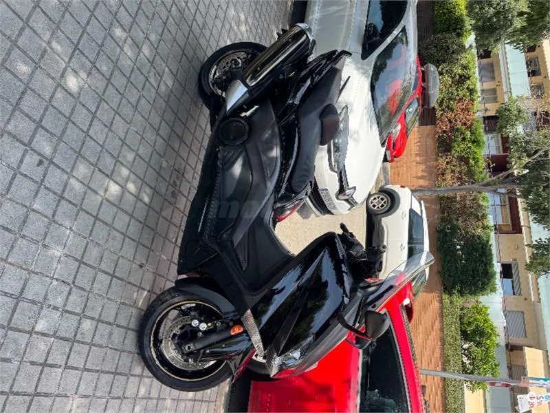 Yamaha TMAX 530 – Vista 4
