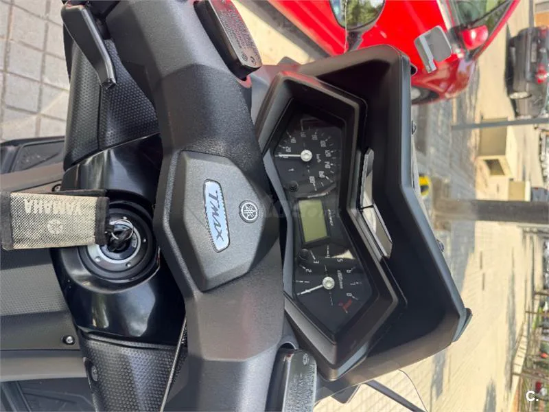 Yamaha TMAX 530 – Vista 6