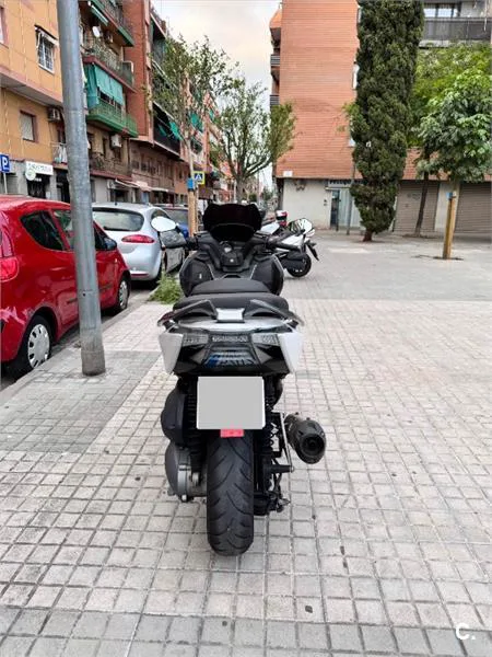 Kymco Xciting 400 – Vista 2