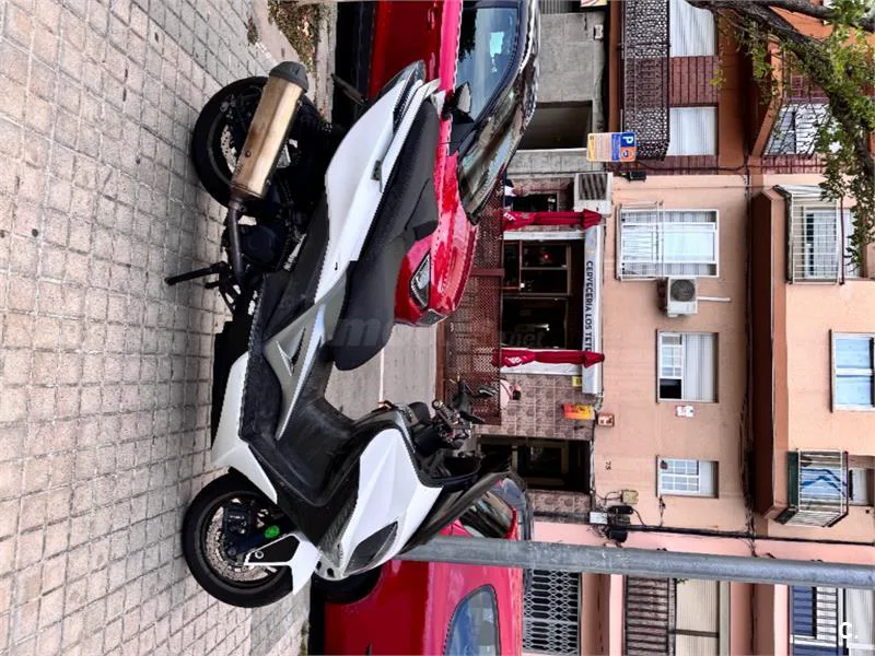 Kymco Xciting 400 – Vista 3