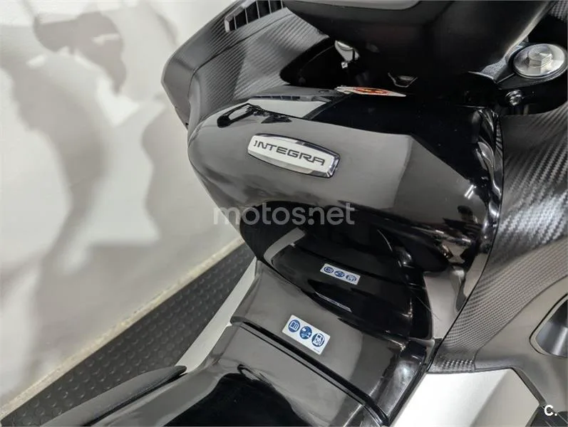 Honda Integra – Vista 12