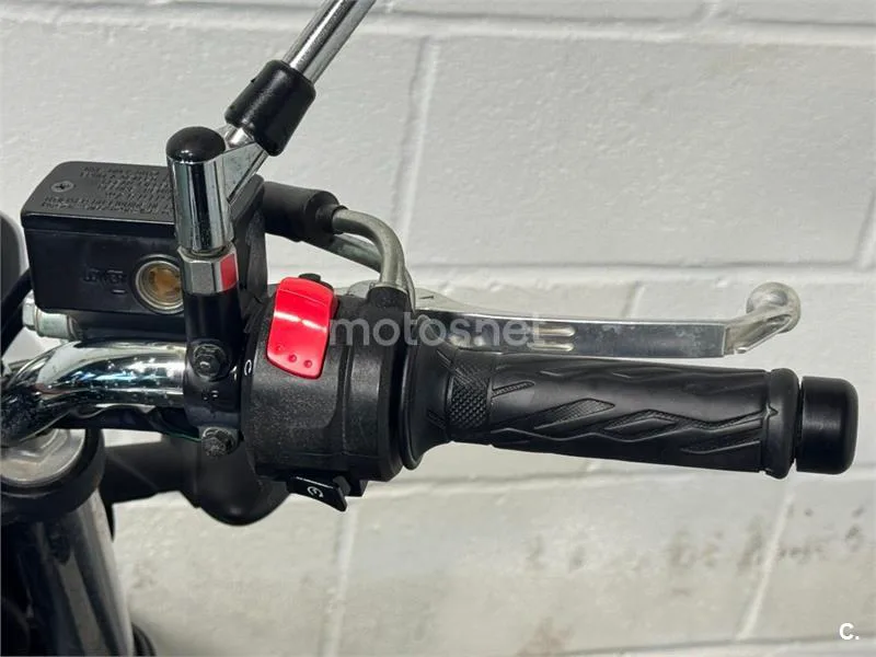 Suzuki SFV 650 Gladius – Vista 7