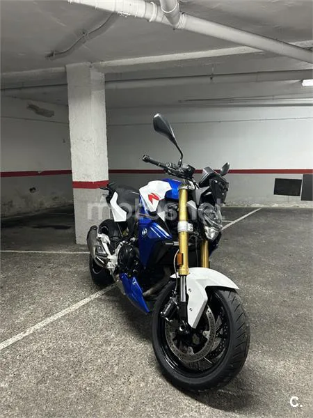 BMW F 900 R – Vista 2