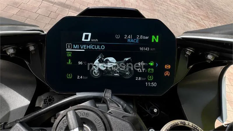 BMW S 1000 RR – Vista 11