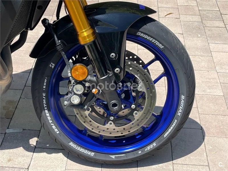 Yamaha MT-09 – Vista 13