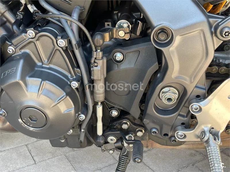 Yamaha MT-09 – Vista 17