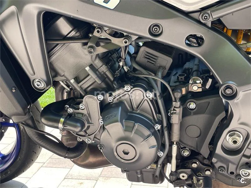 Yamaha MT-09 – Vista 8