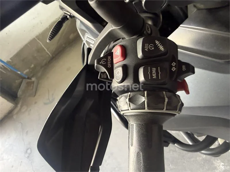 BMW F 750 – Vista 11
