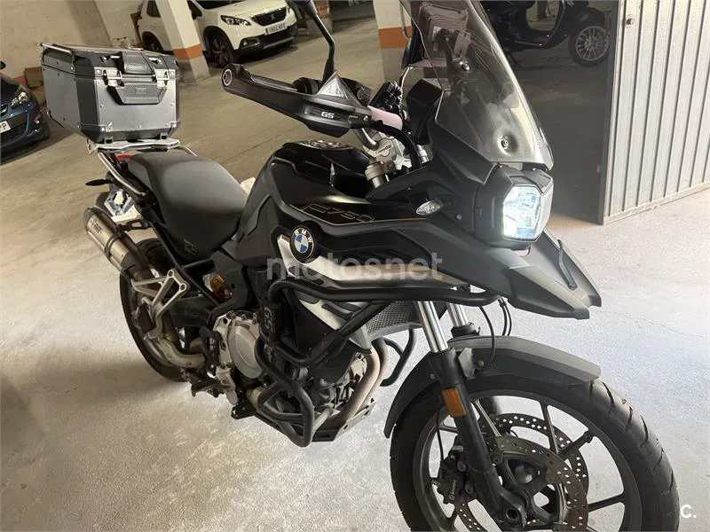BMW F 750 – Vista 4
