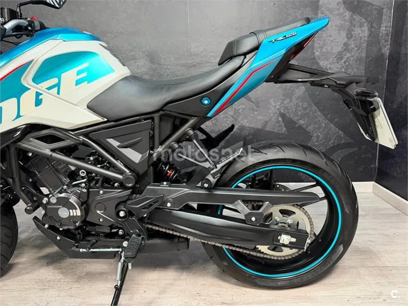 Voge 125 R – Vista 12