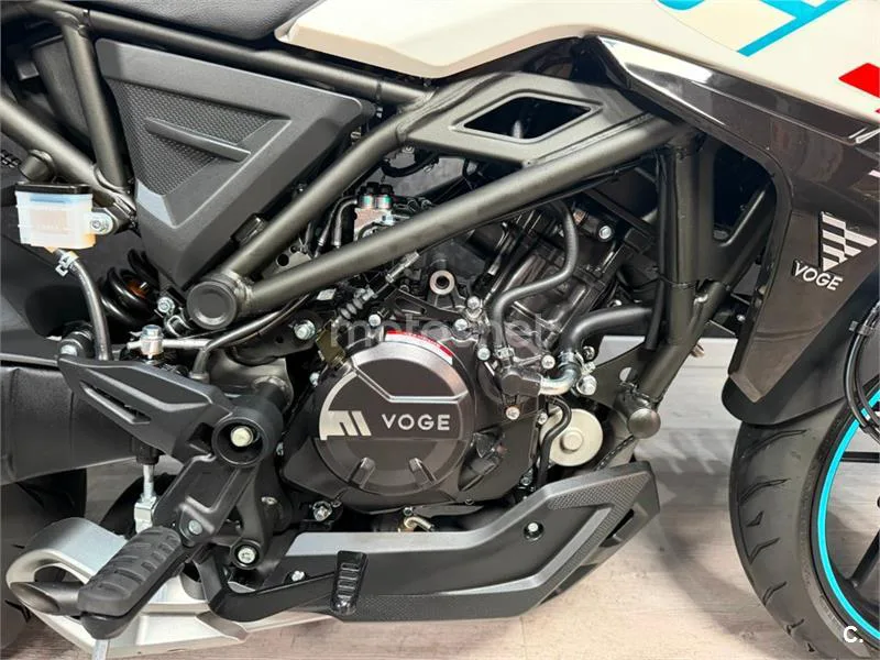 Voge 125 R – Vista 13