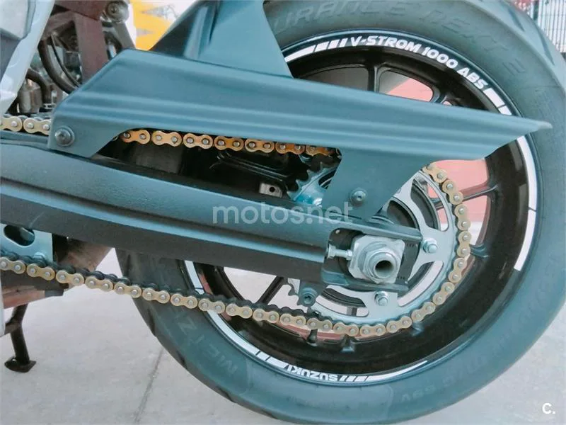 Suzuki V-Strom 1000 – Vista 15