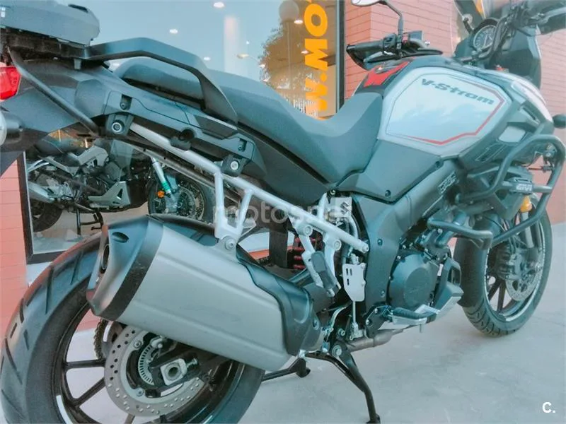 Suzuki V-Strom 1000 – Vista 18