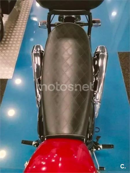 Royal Enfield Interceptor 650 – Vista 17