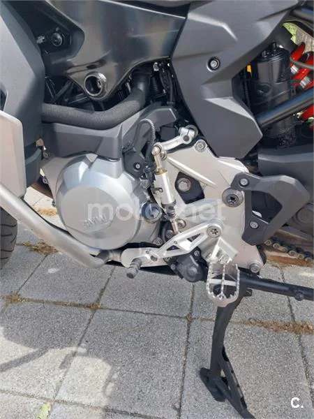BMW F 850 – Vista 13