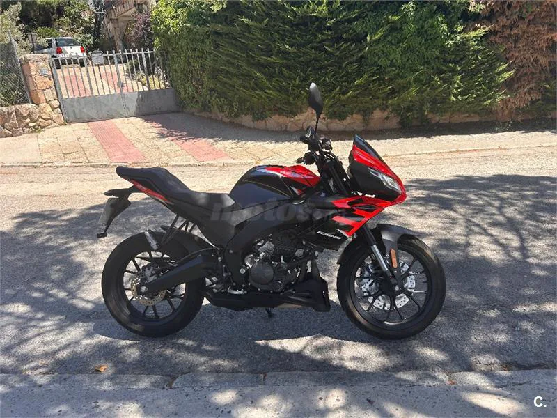 Aprilia Tuono 125 – Vista 3