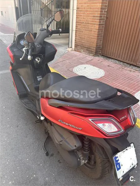 Kymco Super Dink 125 – Vista 2