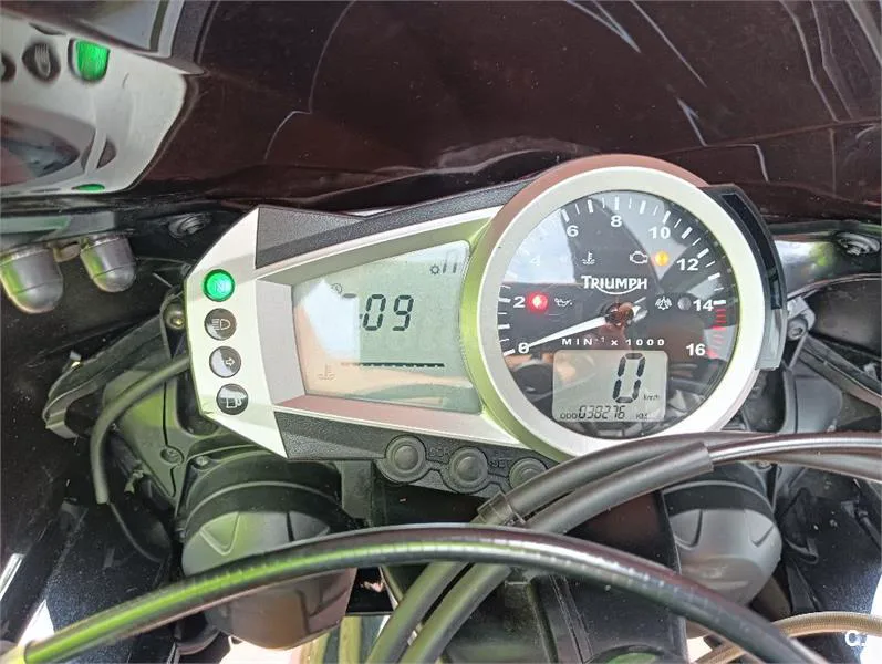 Triumph Daytona 675 – Vista 5