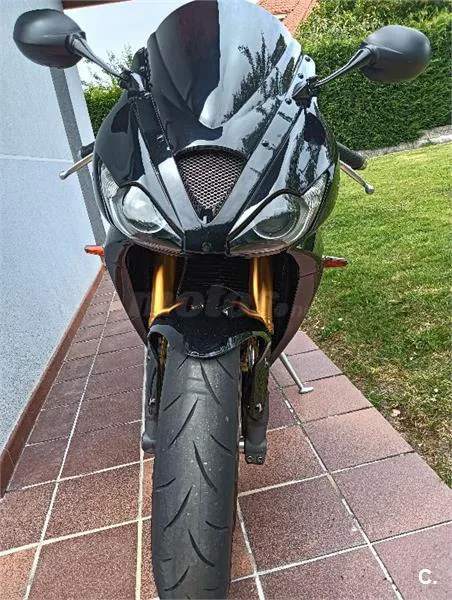 Triumph Daytona 675 – Vista 7