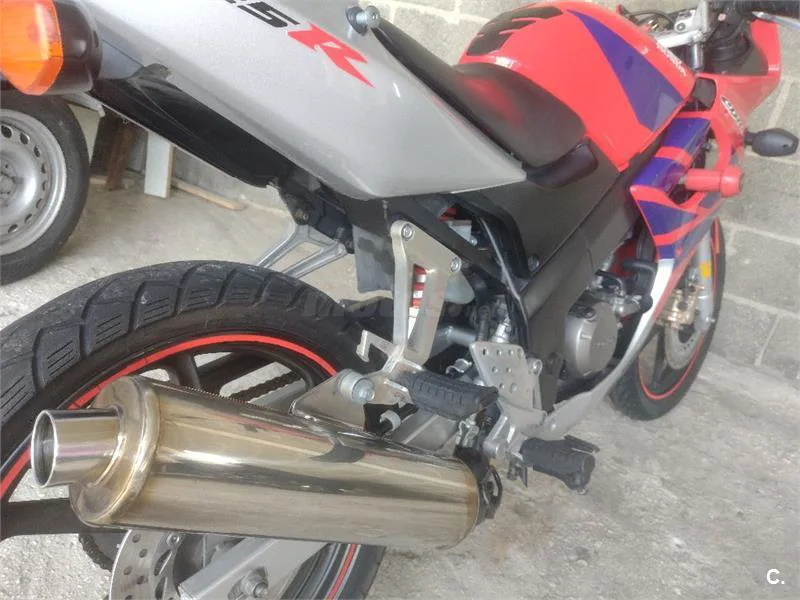 Honda CBR 125R – Vista 4